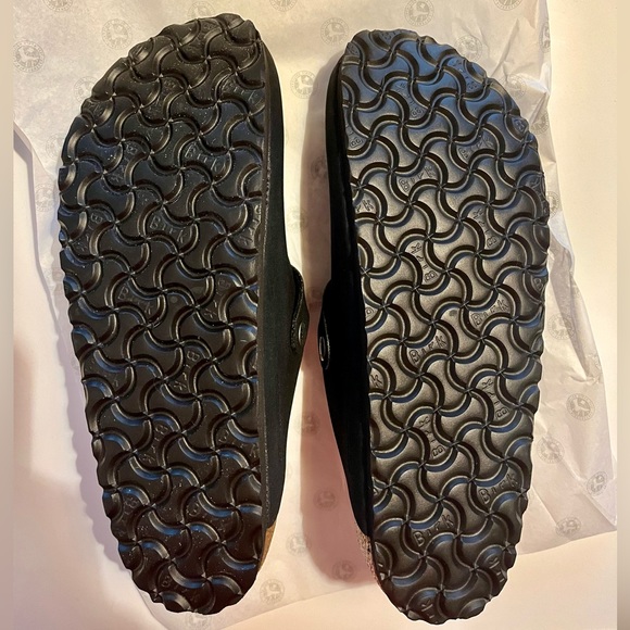NWT Vegan Boston clogs by Birkenstock - Picture 4 of 4